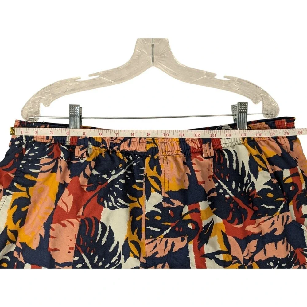 Columbia‎ PFG Fishing Shorts Mens XL Multi-Color Tropical Leaf Omni-Shade 6